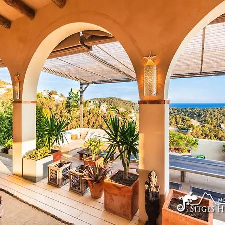 Stunning Ibizenca With Private Pool In Villa *