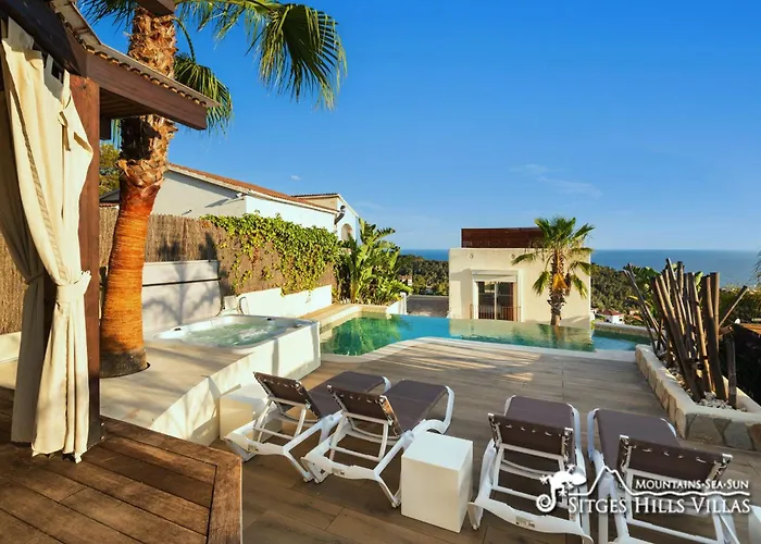 Stunning Ibizenca With Private Pool In 别墅