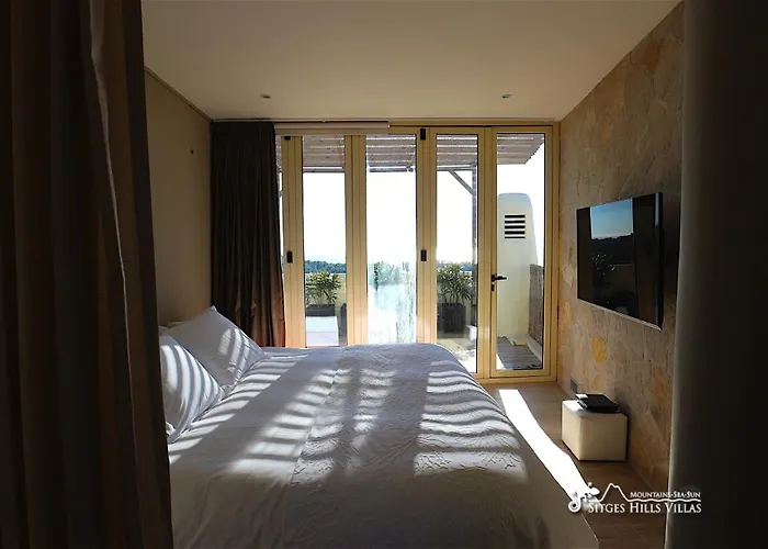 别墅 Stunning Ibizenca With Private Pool In 锡切斯