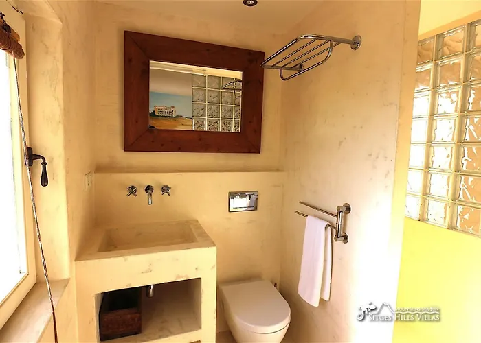 Stunning Ibizenca With Private Pool In 别墅 *