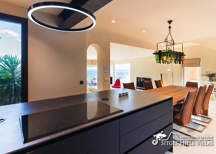 Stunning Ibizenca With Private Pool In * 锡切斯