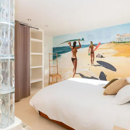 Stunning Ibizenca With Private Pool In *