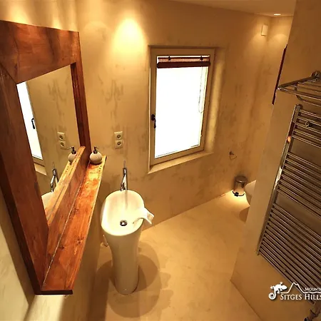 Stunning Ibizenca With Private Pool In 시체스