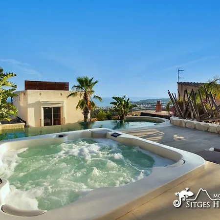 Stunning Ibizenca With Private Pool In * Сиджес