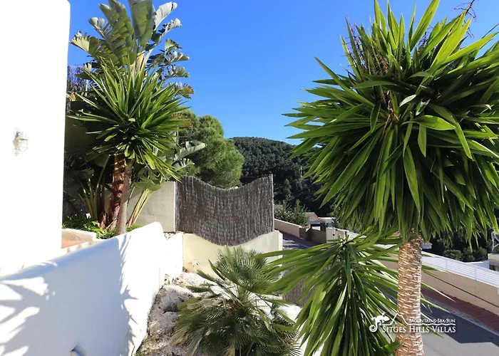 Villa Stunning Ibizenca With Private Pool In *