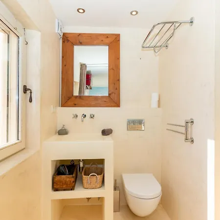 Stunning Ibizenca With Private Pool In
